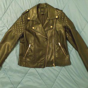 Forever 21 black faux leather biker jacket M